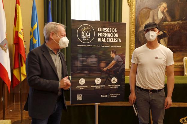 Gijón habilitará carriles bus antes de dos años «para favorecer el transporte público»