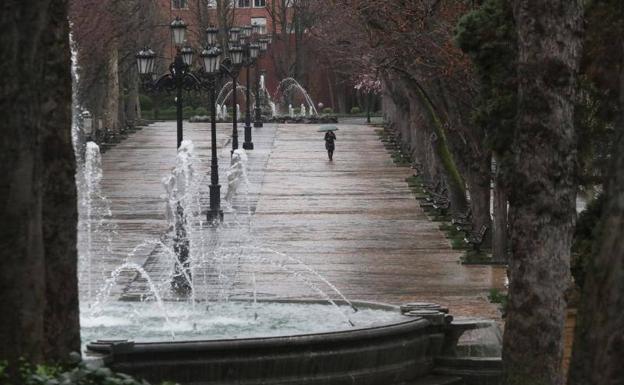 «Los tribunales han hablado y hay que acatar lo que dictaminan», dice Cuesta sobre las calles franquistas