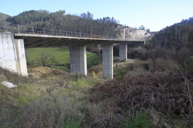 El suroccidente considera «vital para sobrevivir» el eje La Espina-Ponferrada