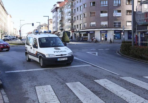 La Policía Nacional vigilará a las víctimas de violencia machista en riesgo alto en Siero