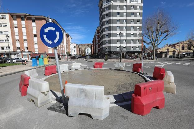 La nueva rotonda de Versalles se convierte en definitiva