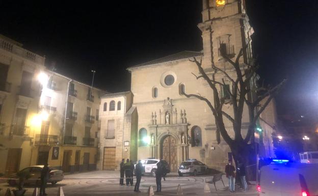 Muere apuñalado en la puerta de una iglesia en Jaén