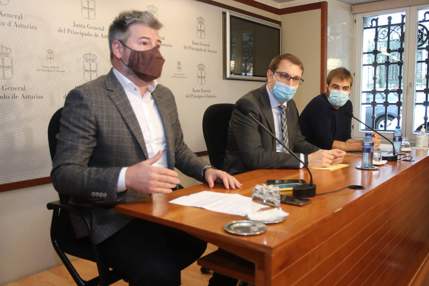 Ciudadanos, Podemos y Foro unen fuerzas para rechazar una ITV en Granda