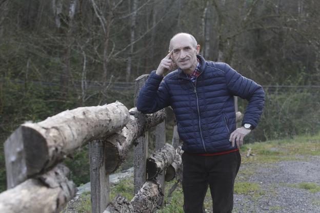 Cabranes concede el título de Hijo Predilecto a su cronista Enrique Corripio