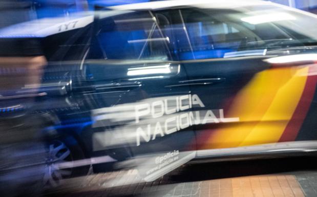 Nuevo suceso en Lugones: dos detenidos por robar en un coche y agredir a un vecino que trató de impedirlo