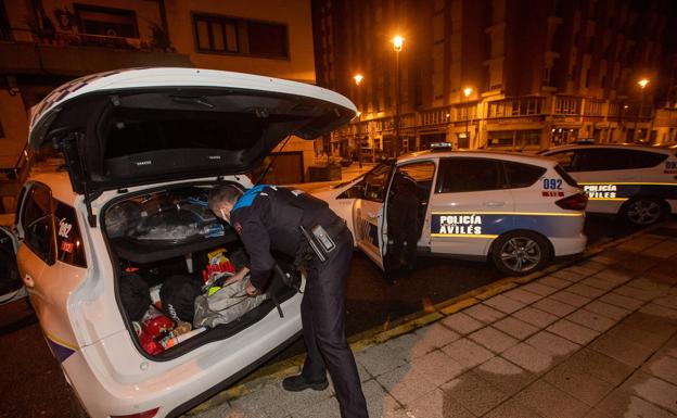 Detenido en Avilés por conducir con el carné retirado hasta 2023, sin seguro, ebrio y drogado