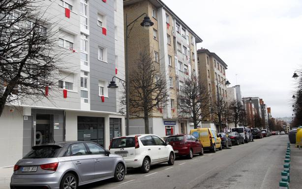 El Ayuntamiento promete una renovación integral de Calderón de la Barca en el último semestre del año