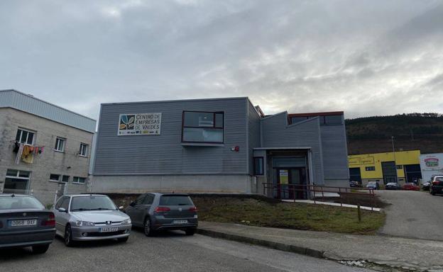 La Cámara de Comercio de Oviedo pone en marcha un programa de asesoramiento para jóvenes emprendedores del Occidente