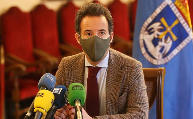 Cuesta afea al PP su política errática: «Unos días van con Vox y otros se aproximan al centro»