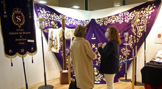 Una exposición para vivir una Semana Santa «donde la procesión irá por dentro»