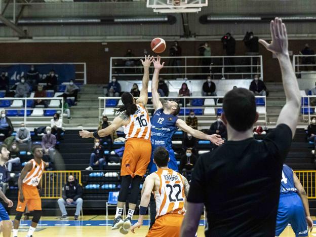 Pumarín aguardará hasta abril para disfrutar con el Liberbank