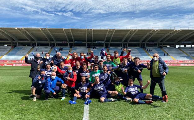 El Marino consigue su objetivo pese a ceder 2-0 ante la Cultural Leonesa