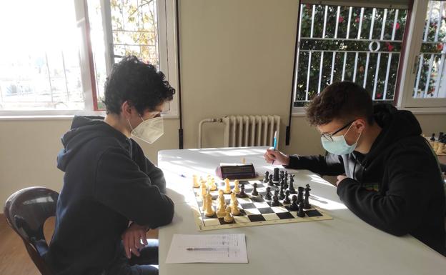 Miguel Suárez e Ignacio Cano ganan los torneos de Ciudad Naranco