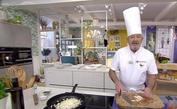 El enfado de Arguiñano con los políticos: «Los franceses pueden venir a mamarse como osos»