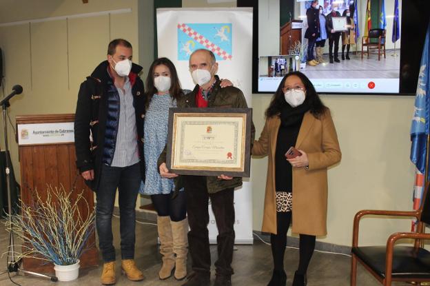 Enrique Corripio, un hijo predilecto que «vive por y para Cabranes»