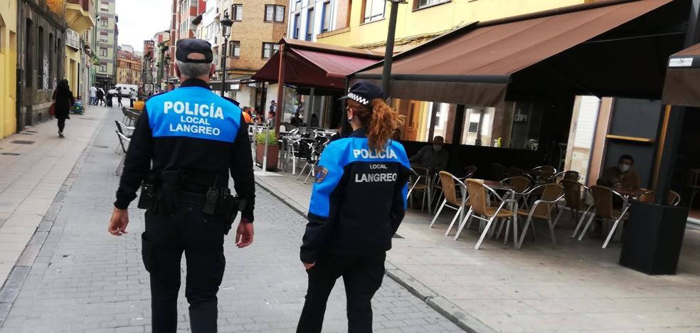 Langreo volverá el martes al cierre total al no disminuir sus cifras de positividad