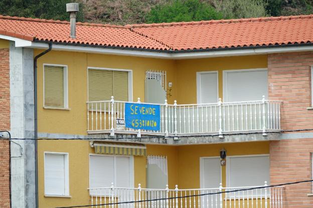 La venta de vivienda repunta con el «sueño» de asentarse en la zona rural