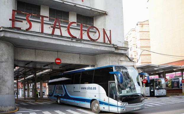 El Ayuntamiento de Gijón estudia una estación de autobuses más reducida para que quepa en Sanz Crespo