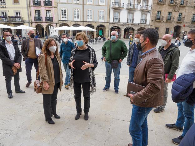Avilés y La Coruña se unen en un frente común para salvar sus fábricas de aluminio