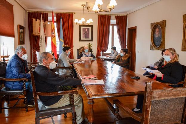 Muros de Nalón invertirá más de 300.000 euros en obras en todo el concejo