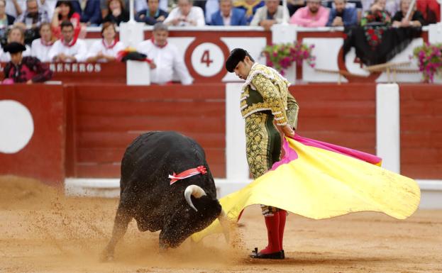 Zúñiga plantea una Feria de Begoña con solo tres corridas y bajar el canon a la mitad