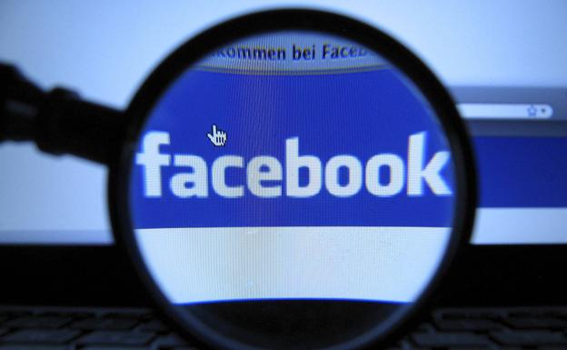 Cerca de once millones de españoles se han visto afectados por el robo de datos en Facebook/