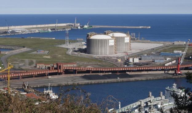 La sentencia de El Musel abre la puerta a reclamar a la UE 49,5 millones que adeuda de la ampliación