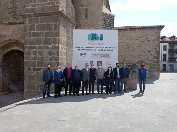 Salas reanudará las obras en la colegiata tras el verano y certificar que no hay humedades