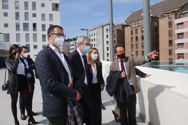 «En Asturias no hay progreso económico, estamos viviendo de rentas pasadas»