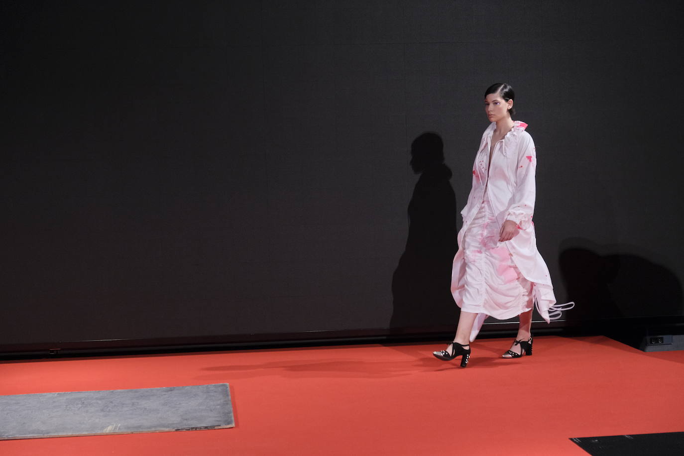 La asturiana María Lafuente, 15 años de desfile en la Mercedes Fashion Week Madrid