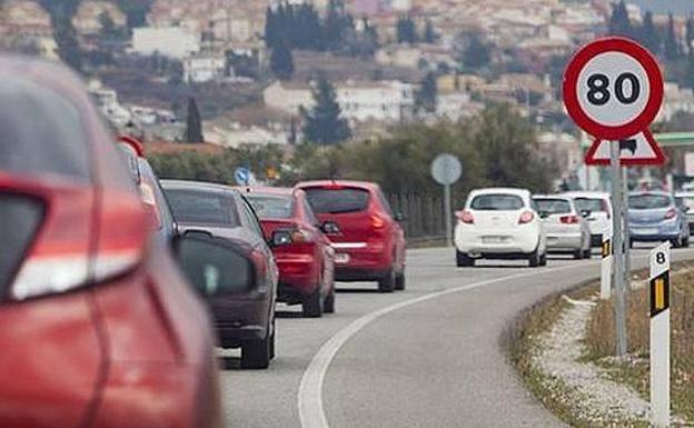 Los peligros que provocan los coches zombis, viejos, sin seguro ni ITV