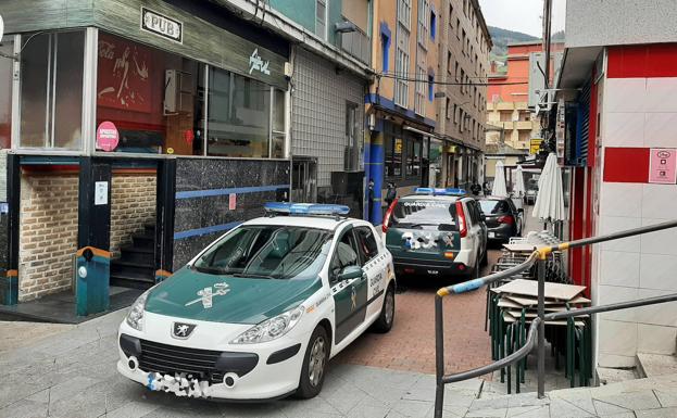 Un detenido por supuesto tráfico de medicamentos en Cangas del Narcea