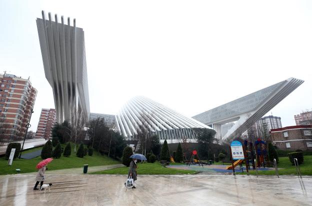«Es la oportunidad para hacerse con el centro comercial del Calatrava y gestionarlo con audacia»