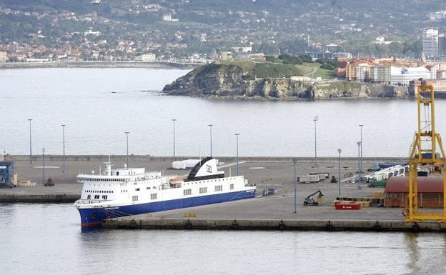 Las Cámaras de Comercio de Gijón y Nantes se unen para impulsar la Autopista del Mar «en el menor tiempo posible»