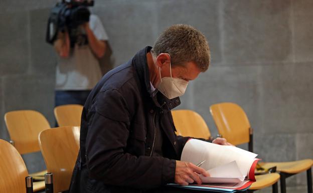 El exgerente de Sogepsa asegura que «cualquier contrato pasaba los filtros de los servicios jurídicos»