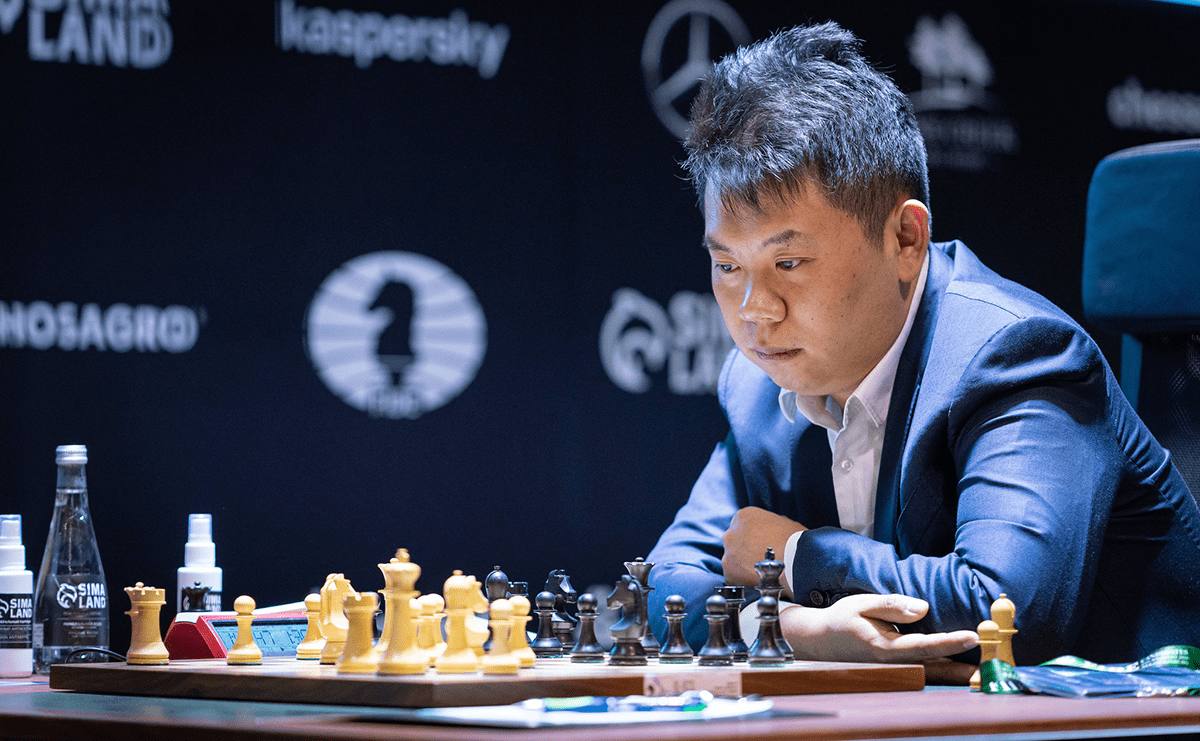 Nepómniachtchi cerró su éxito con derrota