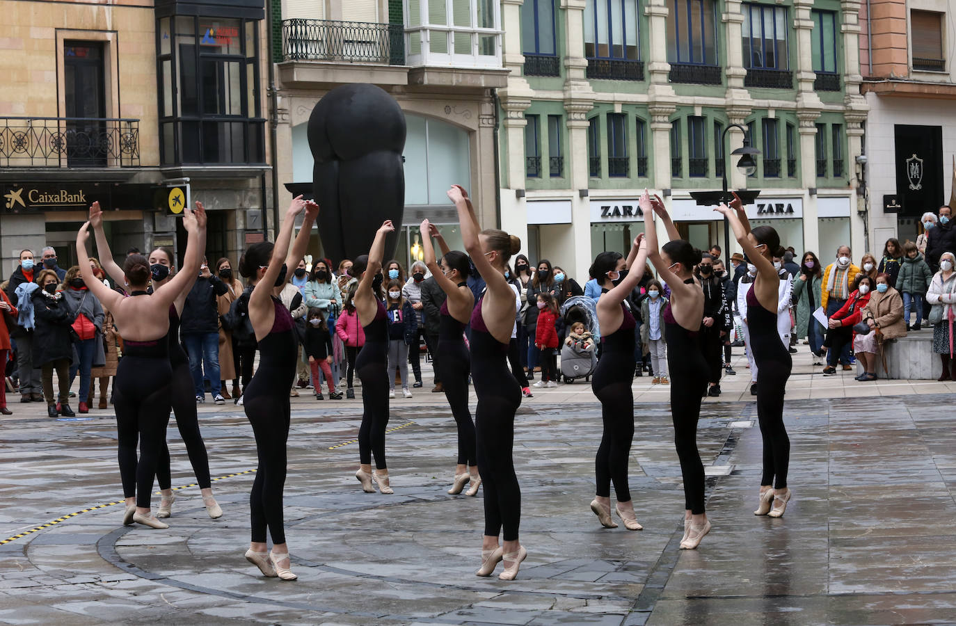 Las escuelas y las compañías conmemoran el Día Internacional de la Danza