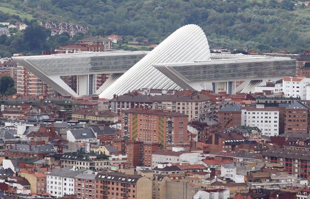 Nacho Cuesta respalda el proyecto de la Cámara tras la salida a la venta del Calatrava