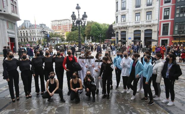 «En Asturias formamos bailarines para que se vayan a trabajar fuera»