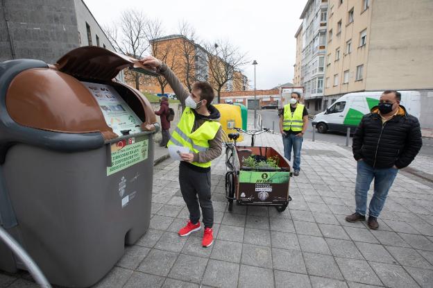 La campaña de reciclaje de basura orgánica llega a 5.784 avilesinos