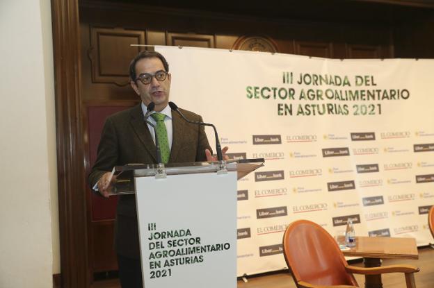 «Tenemos que abrirnos más a exportar fuera de la UE, que no deja de ser un mercado interno»