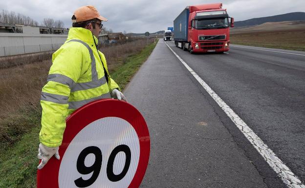 70 por hora, el límite recomendado para las carreteras secundarias