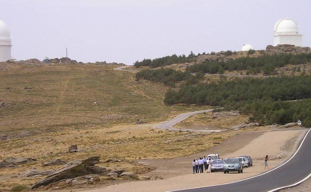 Cinco carreteras españolas para conducir entre las estrellas