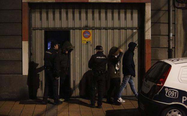 El TSJA anula parte de las escuchas del crimen de un joven en Langreo, del que está acusado su novia