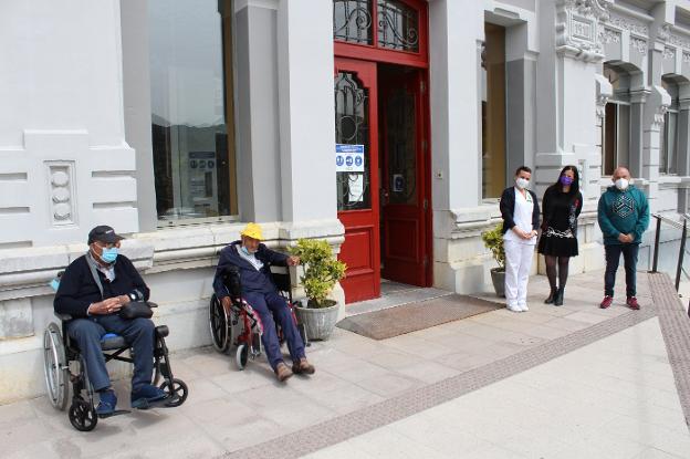 La residencia de Infiesto celebra su 28 aniversario tras «meses durísimos»