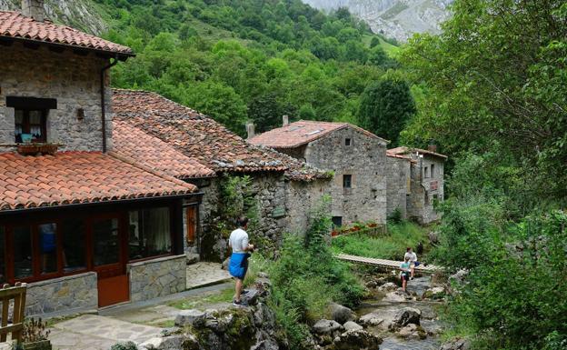 Bulnes y Lastres, finalistas para conseguir un año de Internet de alta velocidad gratuito