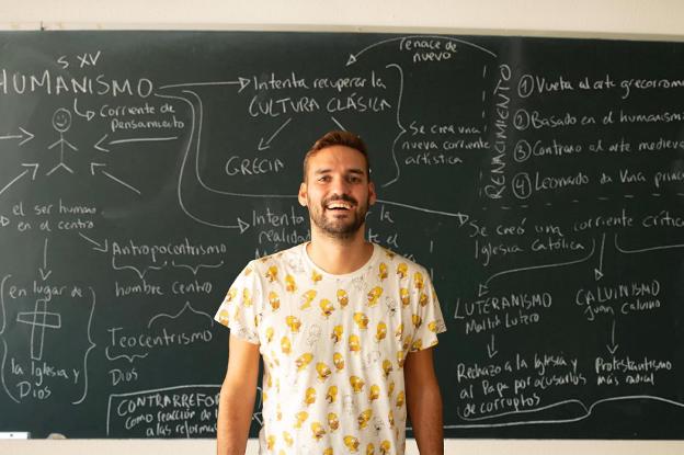 «La educación se tiene que ir adaptando a los cambios sociales»