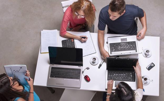 Las empresas tendrán que pagar las cotizaciones sociales de sus becarios