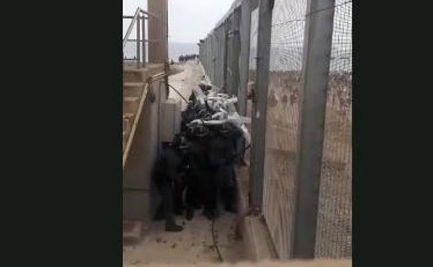 «Sin la ayuda de los agentes no lo habrían logrado y estaríamos hablando de muchos muertos»