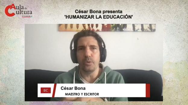 «El objetivo no es educar para la escuela, es educar para la sociedad»